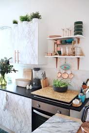 A Pretty In Pink English Home With Palm Springs Vibes Kitchen Decor Kitchen Marble Rose Gold Kitchen