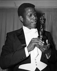 Sidney Poitier In 1963 Poitier Became The First Black Person To Win An Academy Award For Best Actor For His Role In Best Actor Oscar Best Actor Black Actors