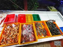 Learn the definition of shell out & other commonly used words the phrasal verb meaning to pay, especially reluctantly, is shell out. Restoran Cerana Ikan Bakar Alai Melaka Malaysia