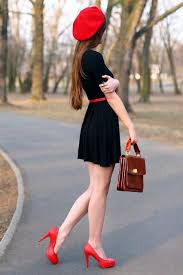 French Style Black Dress With Russian Red Heels Belt Beret And Sactual So Simple Yet So So Striking Love It Fashion Girl Outfits Style