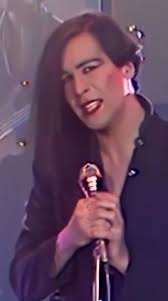 Phil Oakey had the best Hairstyle of the 80s. And he was so Good Looking  with Make up ❤️❤️❤️