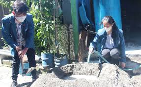 Selalu memakai pakaian kerja yang bersih yang tidak dipakai di luar tempat kerja. Tak Punya Jamban Sehat Banyak Warga Eks Lokalisasi Dolly Buang Air Besar Di Sungai Bagian 1