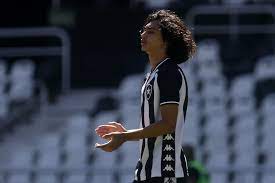 Game log, goals, assists, played minutes, completed passes and shots. Joia De 150 Gols Matheus Nascimento Assina Ate 2023 Com O Botafogo E A Minha Casa Botafogo Ge