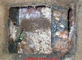 During what is ideally a regular septic tank inspection, checking for septic tank leaks should be one of the first things accomplished. Condition Of Septic Tank Baffles And How To Inspect Septic Tank Baffles Septic Maintenance Chapter In The Online Septic Systems Book