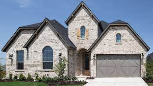This is what i would to do our final house in, the wood trim pops and harmonizes well with the environment. 825408 Brick Com
