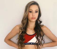 Avaryana rose (@avaryana) • instagram photos and videos. Facetime And Iphones With Avaryana Rose Ctfashionmag