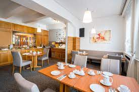 אילו אפשרויות של אוכל ושתייה זמינות במלון ‪hotel wanner böblingen‬? Hotel Wanner Boblingen Aktualisierte Preise Fur 2021