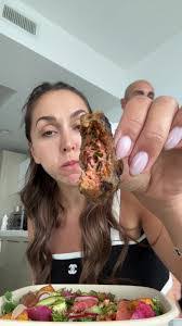 Danielle Dove's Instagram, Twitter & Facebook