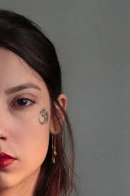 A colorful crescent moon not only makes cute face tattoo ideas for women but also comes in a plethora of impressively unique designs. Simple Small Face Tattoos For Girls Elegant Arts Tattoo