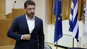 Το καλό που σου θέλω, να είναι επειδή είμαι. O Aysthros Nikos Xardalias Opws Den Ton Exeis 3anadei Des Tis Oikogeiakes Fwtografies Toy Pics Gossip Tv Gr