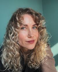 Carly de Vreugd (@carlydevreugd) • Instagram photos and videos