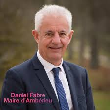 Ce week-end une drôle de mission m'a été confiée { Le jury de Miss Rhône  Alpes 2020 } Ils ont, la lourde tâche, d'élire notre future ambassadrice.  Voici, Mesdames et Messieurs, les