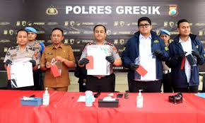 Polres Gresik Ungkap Penipuan Rekrutmen ASN, Tersangka Raup Untung Rp1,5 M