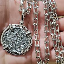 Large ATOCHA Coin With Heavy Sterling Silver Shackle Chain Sunken Treasure  Shipwreck Coin