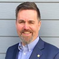 Aaron Hoefling's Instagram, Twitter & Facebook