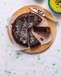 Gateau Choco Coco Courgette Pour 6 Personnes Recettes Elle A Table