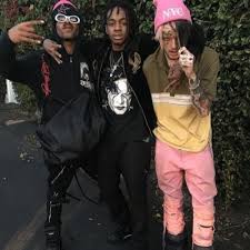 Sketches rapper art drawings itachi uchiha art lil peep hellboy art cartoon wallpaper cartoon lil peep beamerboy. Lil Tracy In Dis Bih Bih Lyrics Genius Lyrics