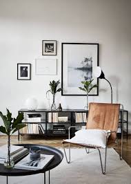 When it comes to planning the interior design of your living room, the process—carefully curating pieces of furniture, styling décor, creating a cohesive color palette, and choosing fabrics—can be a. How To Achieve A Minimalist Living Room With The Right Furniture Maison Flaneur