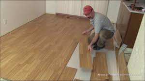 Laminate Floor Removal In Omaha Ne Price Moving Hauling Omaha Removing Laminate Flooring Laminate Flooring Flooring