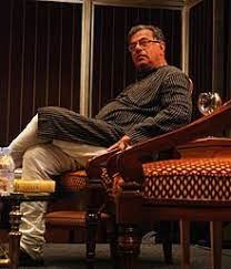 ಗಿರೀಶ್ ರಘುನಾಥ ಕಾರ್ನಾಡ್) (born 19 may 1938) is a contemporary writer, playwright, actor and movie director in kannada language. Girish Karnad Wikipedia