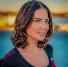 What do you think of Lucinda Berry's book Keep Your Friends Close?