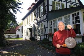 Upcoming auctions reviews past auctions record results. I M M O B I L E N Und N A C H L A S S A U K T I O N Zweifamilienhaus Findart Cc