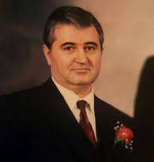 Thomas Alexiou's Instagram, Twitter & Facebook