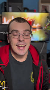 Le Retour du Grand Big Mac 2023! #fypシ #pourtoi #viral @McDo Canada  #mcdonalds #mcdo #bigmac #grandbigmac2023 #grandbigmac #quebec #montreal  #canada