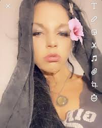 nikita la tijera（@hearkittykitty）· 2022年7月9日的相片