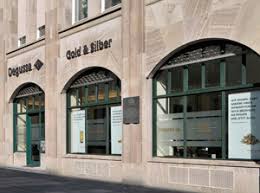 Degussa bank, frankfurt psd bank (postal savings system) ikb deutsche industriebank, frankfurt metzler bank, frankfurt bankhaus reuschel & co., munich Degussa Niederlassung Koln Degussa Goldhandel