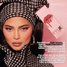 Sabías que estas artistas también tienen sus propias marcas de maquillaje?  🎨✨ Más allá de brillar en el escenario o frente a las cámaras, estas  celebridades están dejando huella en el mundo