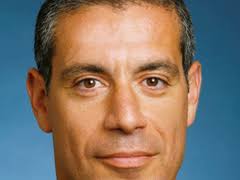 Standard Chartered hires new wholesale banking head