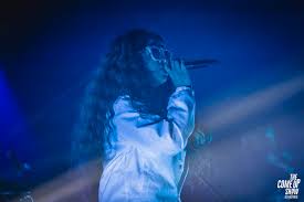 Nah, musik r&b itu merupakan singkatan dari rhythm and blues. Serba Serbi Musik R B Paramabira