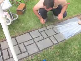 اضغط مطولاً على النص التي تكتبه في حقل النص، ثم اخترخط عريضخط مائل أو المزيد. ÙƒÙŠÙ ØªØµÙ†Ø¹ Ù…Ù…Ø± Ø±Ø§Ø¦Ø¹ ÙÙŠ Ø­Ø¯ÙŠÙ‚Ø© Ù…Ù†Ø²Ù„Ùƒ Youtube