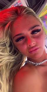 Pretty in Pink Robyn Sunbeds