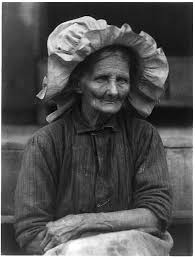 Portrait Of An Elderly Woman In A White Bonnet Old Woman In Bonnet Doris Ulmann Appalachian Portraits C1930 Appalachian People Old Women Old Photos
