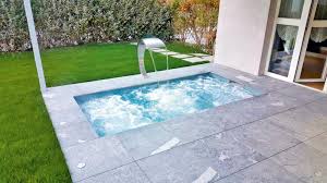 Erwärmt die sonne das wasser, muss man es weniger aufheizen. Minipool Geht Auch Auf Dem Dach Schwimmbad De Pool Fur Kleinen Garten Leidenfrost Pool Kleiner Garten
