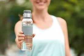 14 glass water bottles you'll use every day. Go Back To The Good Old Days 10 Best Glass Water Bottles That Are Great Alternatives
