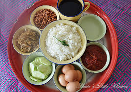 Cara membuat nasi lemak berdasarkan resepi nasi lemak terbaik dan cara memasak nasi lemak sehingga siap untuk dimakan. Amie S Little Kitchen Nasi Lemak Tips Nak Buat Sambal Tak Berapa Pedas