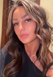 Kendra Mckenna's Instagram, Twitter & Facebook