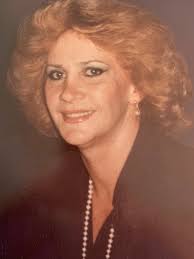 It's with the heaviest of hearts that I'm here to inform all of you that my  mother, Michelle, passed away