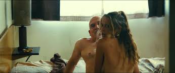 Naked Teresa Palmer in Message from the King < ANCENSORED