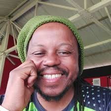 larry kwirirayi ✍📔 (@kwirirayi)