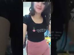 Tutorial memotong bulu ketiak ala cewek cantik dan seksi. Bigo Live Cewek Cantik Bokeh Youtube