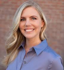 Karen Thorp's Instagram, Twitter & Facebook