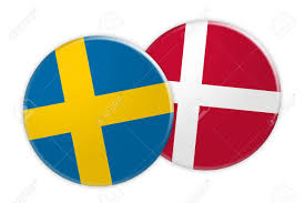 Die dänische flagge, auch dannebrog (seltener auch danebrog), zeigt ein weißes kreuz auf rotem grund. Nachrichten Konzept Schweden Flaggen Knopf Auf Danemark Flaggen Knopf Illustration 3d Auf Weissem Hintergrund Lizenzfreie Fotos Bilder Und Stock Fotografie Image 83073486