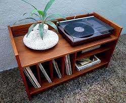 ボード audio room のピン