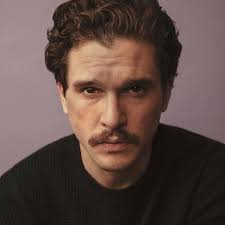 Kit harington may be most known for his role as jon snow on game of thrones, but he's had many other roles from the stage to the big screen. Kit Harington Startseite Facebook