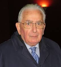 Amplepuis Éducation. Claude Bloch, rescapé d'Auschwitz : vivre pour  témoigner