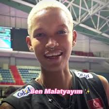 Vargas Speaks Turkish